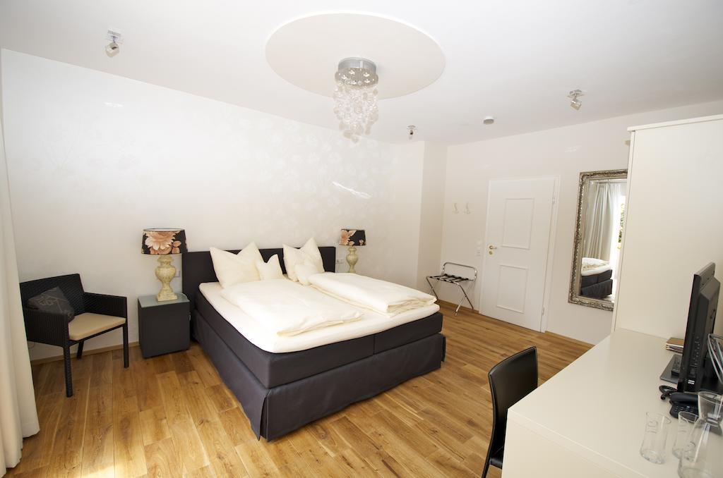 Boutique Hotel Friesinger Kressbronn am Bodensee Ruang foto
